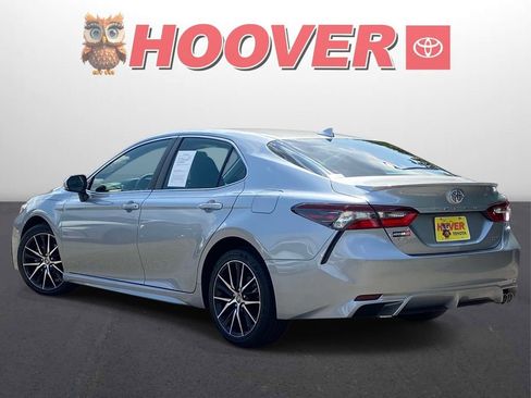 Used 2024 Toyota Camry SE FWD image 5