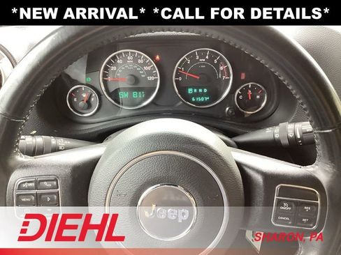 Used 2018 Jeep Wrangler Unlimited Sahara AWD/4WD image 11