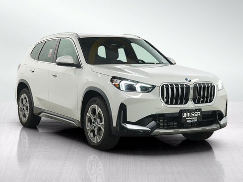 Used 2026 BMW X1 xDrive28i AWD/4WD image 7