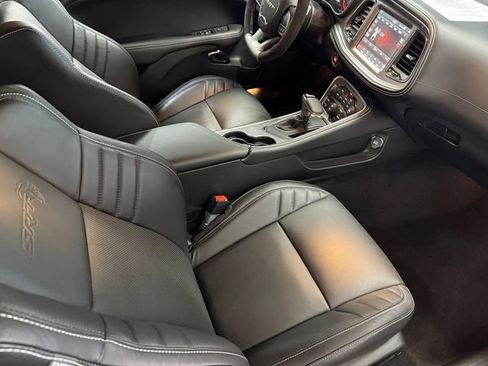 Used 2023 Dodge Challenger SRT Hellcat image 4