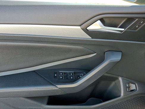 Used 2024 Volkswagen Jetta S image 12