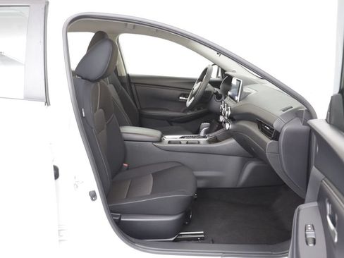 Used 2023 Nissan Sentra SV FWD image 18