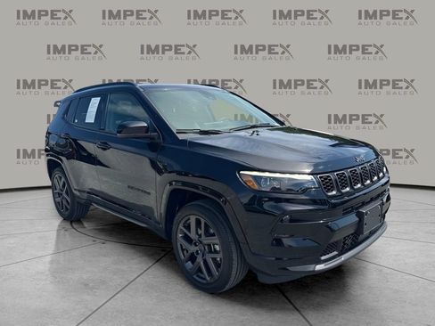 Used 2025 Jeep Compass Limited w/ High Altitude Package AWD/4WD image 6
