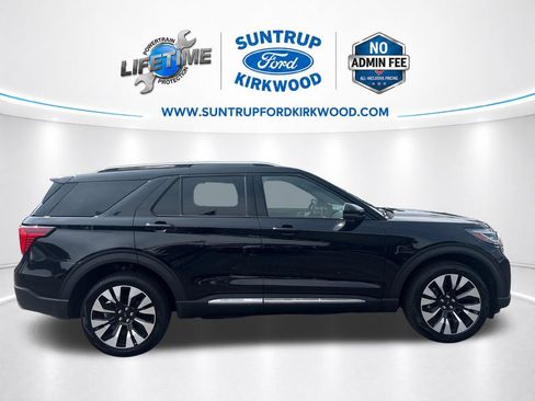 Used 2025 Ford Explorer Platinum w/ LUX Leather Package AWD/4WD image 8