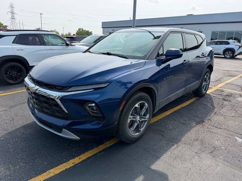 Certified 2023 Chevrolet Blazer LT FWD image 1