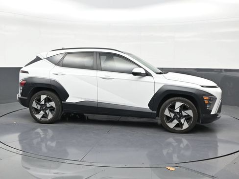 Used 2024 Hyundai Kona Limited FWD image 6