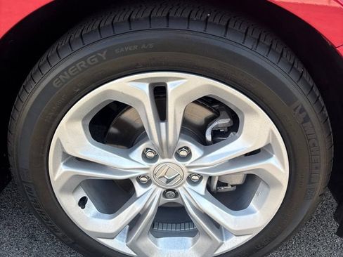 Used 2025 Honda Accord LX image 6