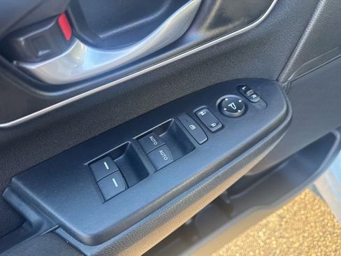 Certified 2022 Honda CR-V EX image 19