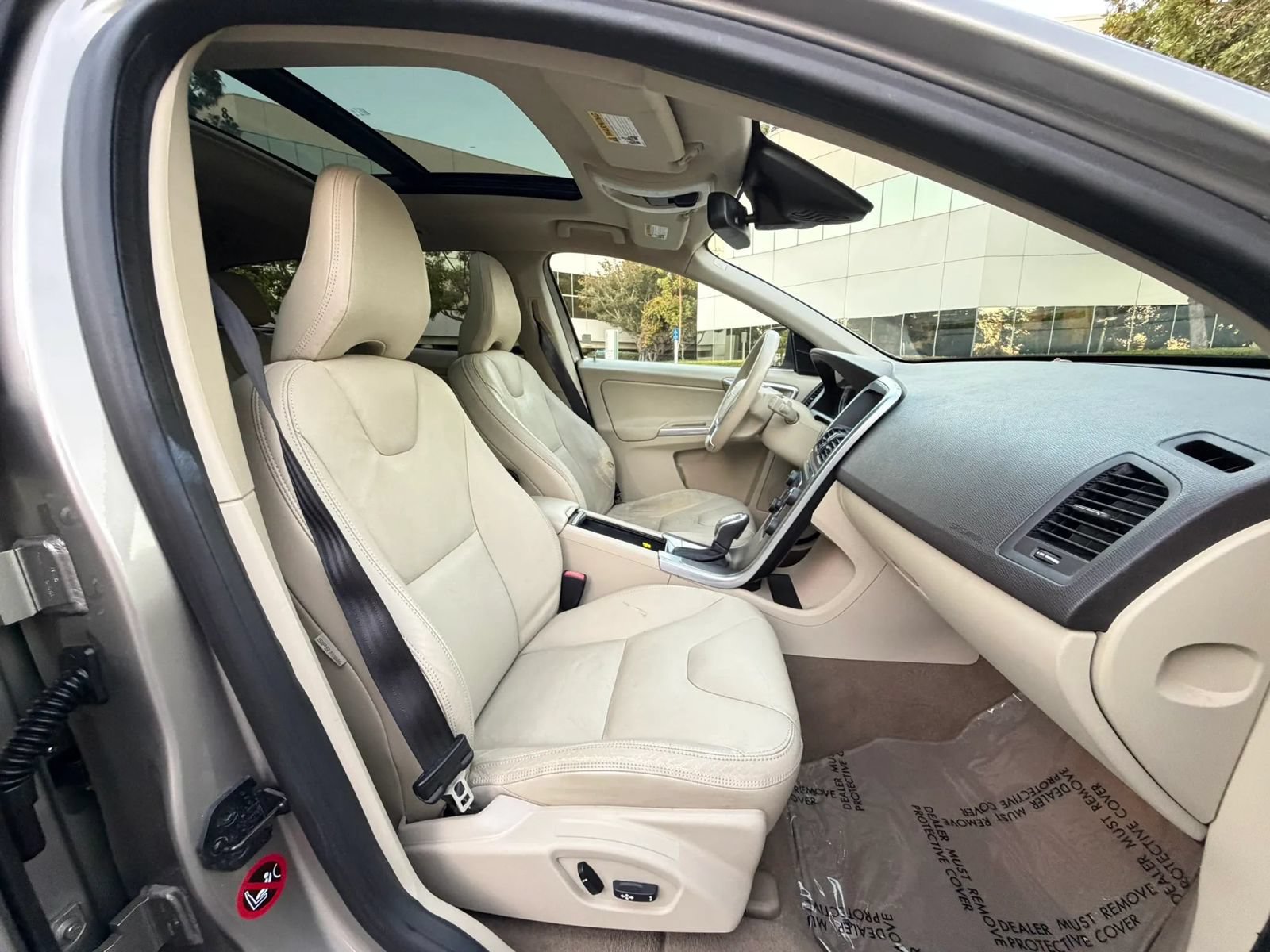 Used 2013 Volvo XC60 T6 AWD/4WD image 12
