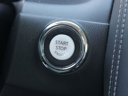 Used 2024 INFINITI QX80 Luxe image 32