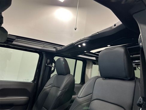 New 2025 Jeep Wrangler Sahara image 29