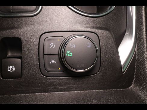 Used 2023 Chevrolet Traverse LS w/ Safety Package AWD/4WD image 13
