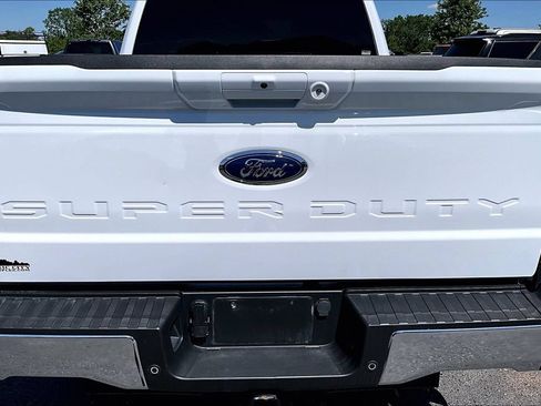 Used 2025 Ford F250 Lariat AWD/4WD image 27