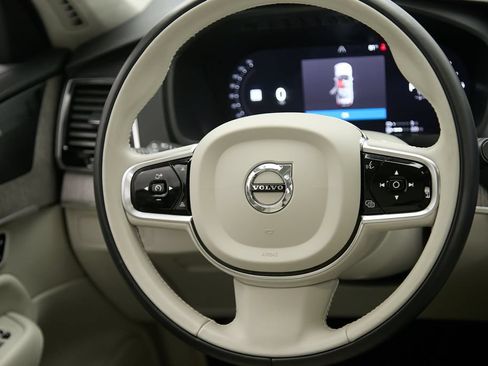 Certified 2024 Volvo XC90 T8 Ultimate AWD/4WD image 27