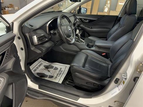 Used 2022 Subaru Outback Limited image 6