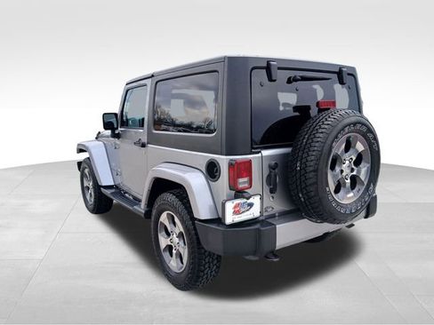 Used 2018 Jeep Wrangler Sahara w/ Connectivity Group image 3