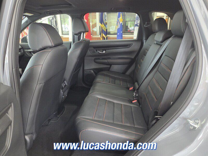 Used 2025 Honda CR-V Sport-L image 8