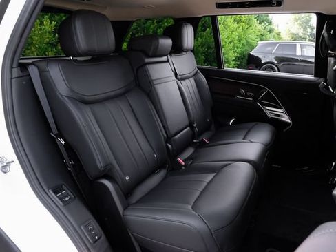 New 2026 Land Rover Range Rover Long Wheelbase SE AWD/4WD image 45