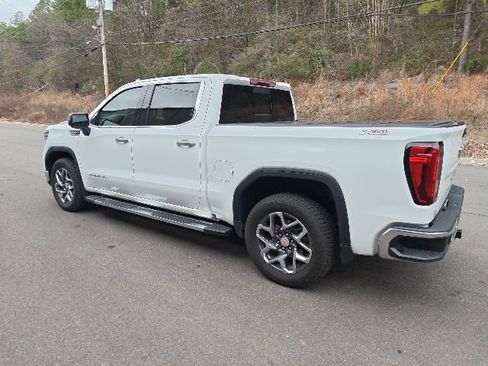Used 2025 GMC Sierra 1500 SLT w/ SLT Premium Plus Package image 4