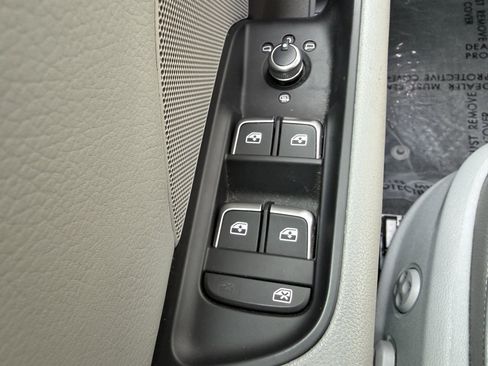 Used 2019 Audi A3 2.0T Premium Plus w/ Premium Plus Package AWD/4WD image 26
