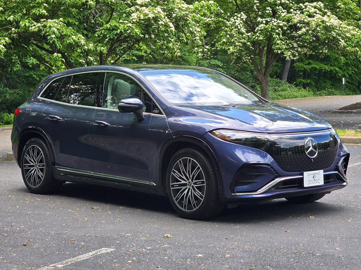 Used 2023 Mercedes-Benz EQS 450+ 4MATIC SUV w/ AMG Line Exterior Package image 8