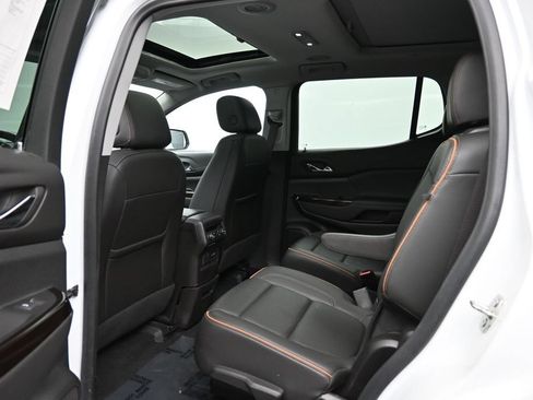 Used 2023 GMC Acadia AT4 w/ Technology Package AWD/4WD image 23