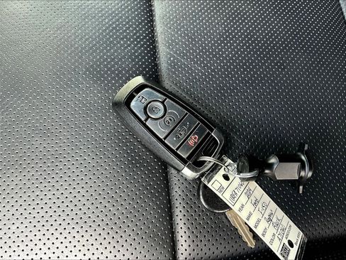 Used 2024 Ford F150 Raptor AWD/4WD image 31