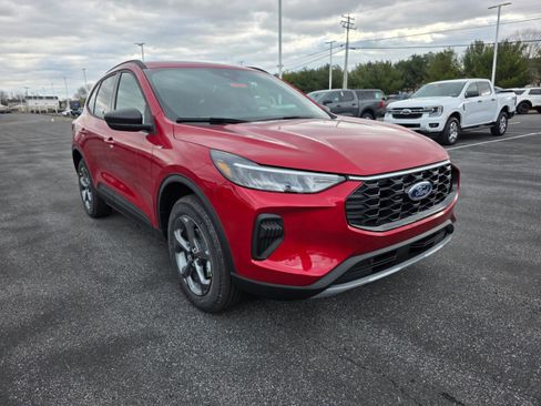 New 2026 Ford Escape ST-Line w/ Cold Weather Package image 7