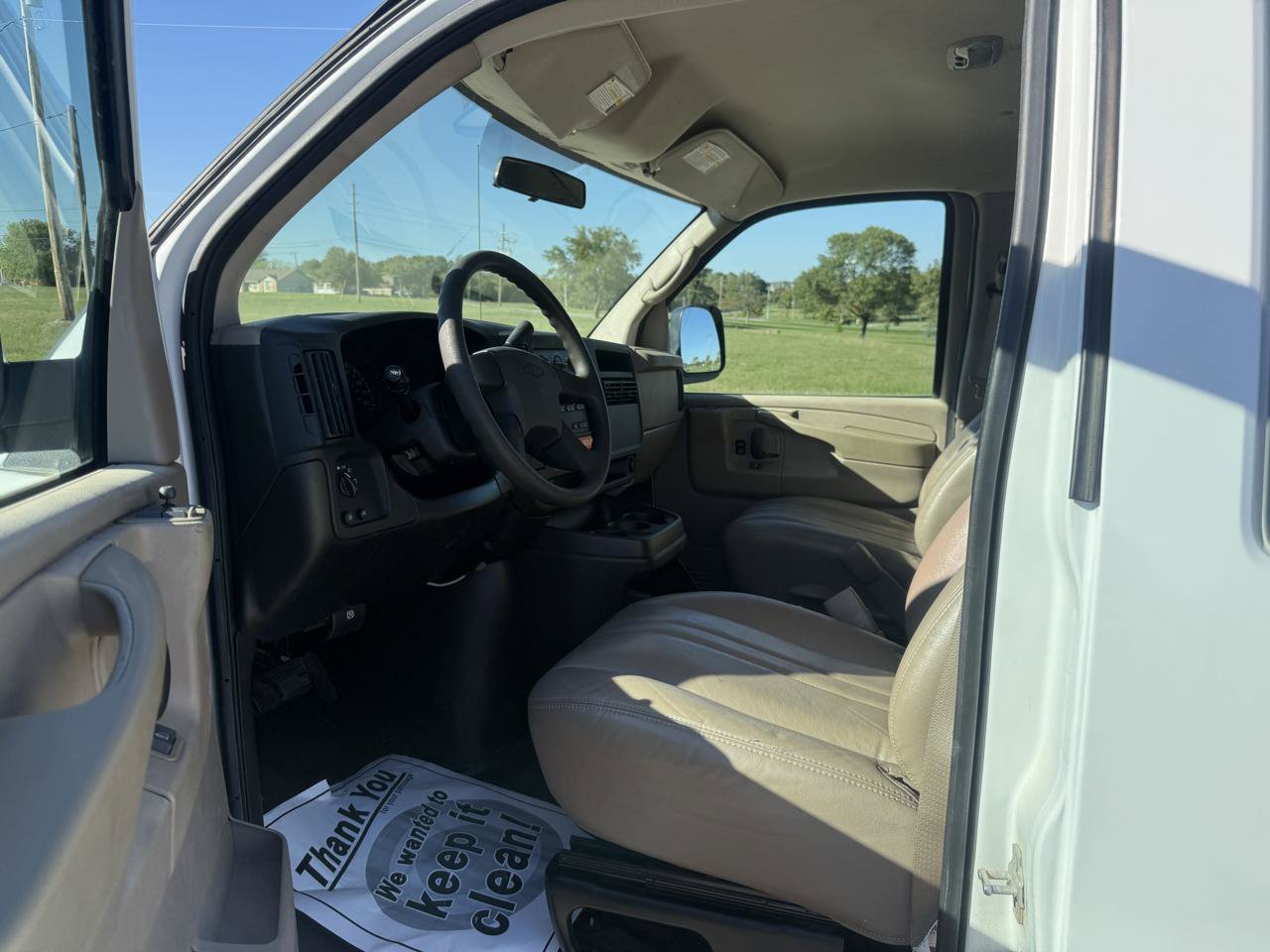 Used 2006 Chevrolet Express 3500 w/ Power and Light Package RWD image 13
