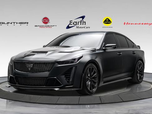Used 2022 Cadillac CT5 V Blackwing w/ Carbon Fiber Package 2 RWD image 1