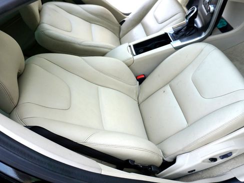 Used 2015 Volvo XC60 T5 Platinum image 15