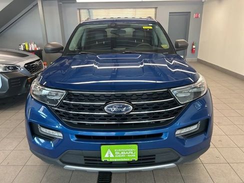 Used 2021 Ford Explorer XLT w/ Equipment Group 202A image 2