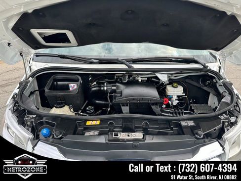 Used 2019 Freightliner Sprinter 3500 w/ Premium Package image 38