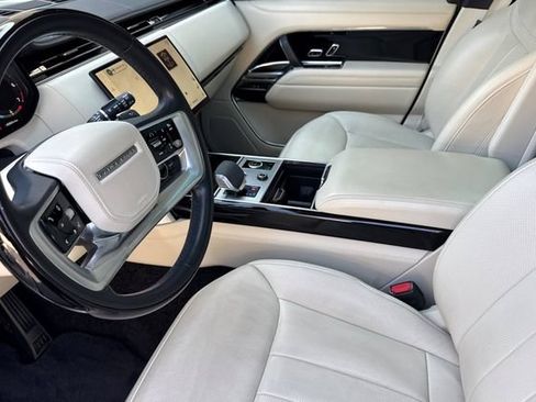Used 2023 Land Rover Range Rover Autobiography AWD/4WD image 9