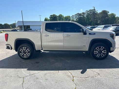 Used 2026 GMC Sierra 1500 AT4 w/ AT4 Premium Package AWD/4WD image 5