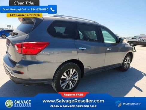 Used 2019 Nissan Pathfinder S image 4
