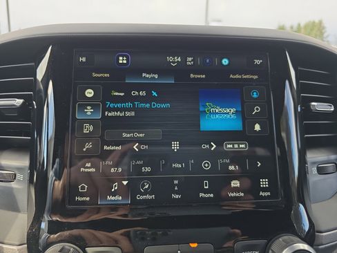 Used 2024 RAM 3500 Tradesman w/ Safety Group image 27