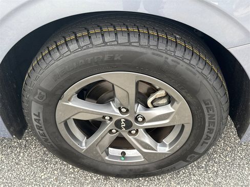 Used 2024 Kia K5 LXS image 19