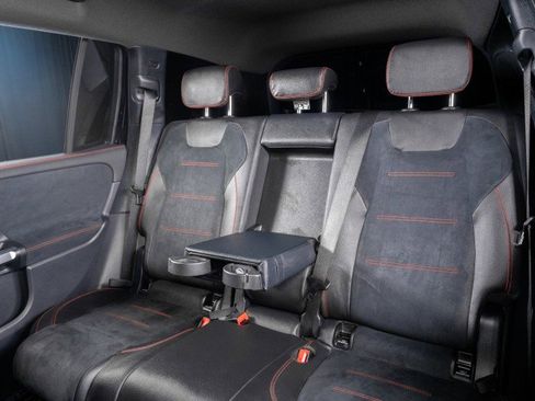 Certified 2025 Mercedes-Benz GLB 250 image 29