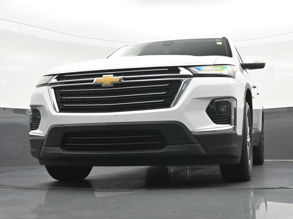 Used 2023 Chevrolet Traverse LT FWD image 31