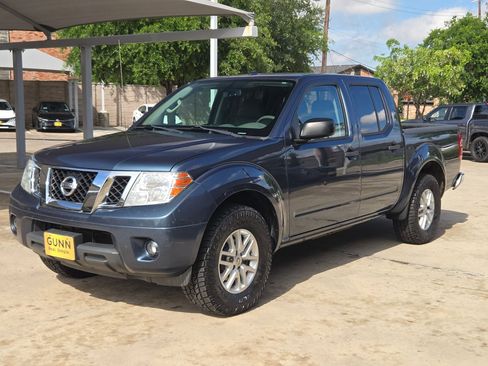 Used 2014 Nissan Frontier SV w/ SV Value Truck Package RWD image 7