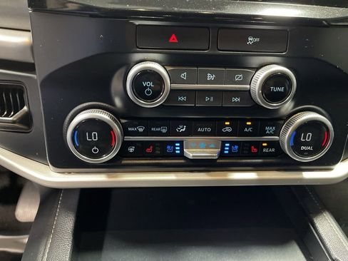 Used 2023 Ford Expedition Max XLT RWD image 31