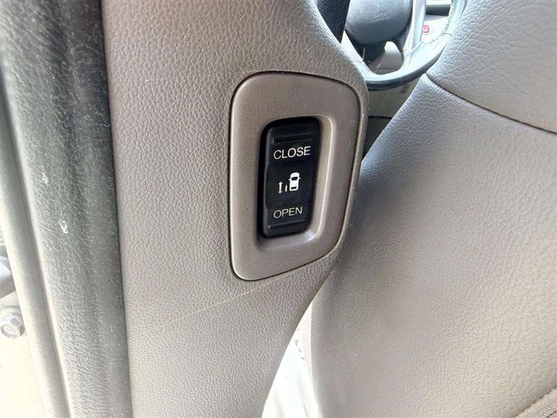 Used 2015 Honda Odyssey EX-L image 27