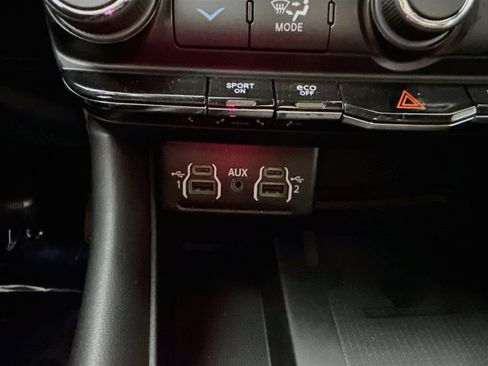 Used 2022 Dodge Durango R/T RWD image 18