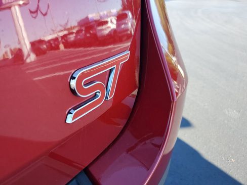 Certified 2023 Ford Explorer ST w/ Equipment Group 401A image 29