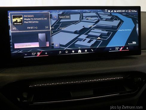 Used 2025 BMW 330i xDrive Sedan w/ M Sport Package image 19