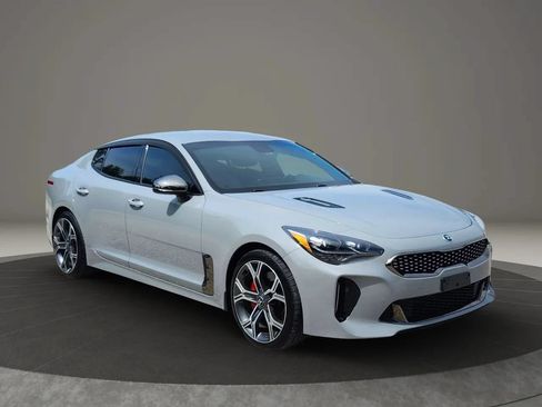 Used 2021 Kia Stinger GT RWD image 9