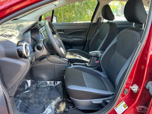 Used 2025 Nissan Versa SV image 23