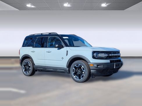 Used 2021 Ford Bronco Sport Outer Banks image 7