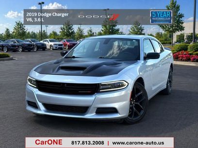 Used 2019 Dodge Charger SXT w/ Blacktop Package